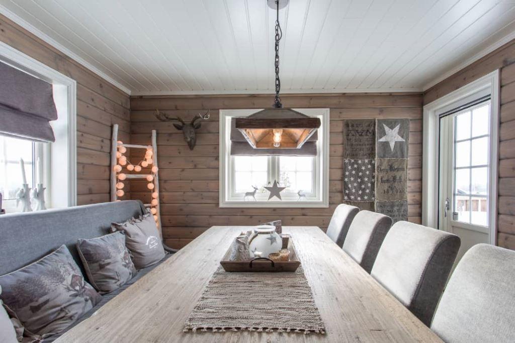 Furutangen 75 spisebord